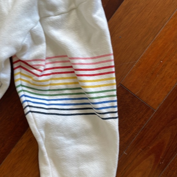 Sundry - Picture 2 of 6